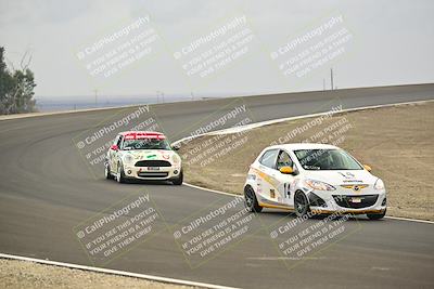 media/Jan-26-2025-CalClub SCCA (Sun) [[cfcea7df88]]/Group 5/Race/